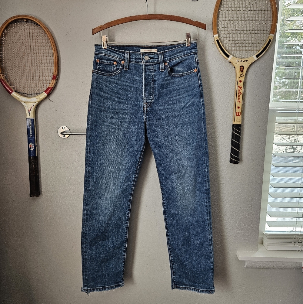 Levi's Women’s Wedgie Straight Jeans 29